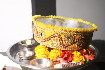 Close-up of tea in bowl on table