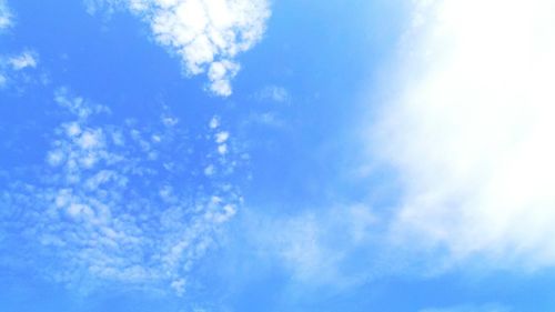 Low angle view of cloudy sky