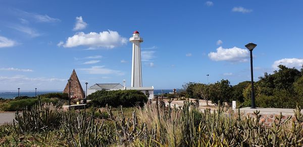 Donkin, lighthouse - monument of remembrance...