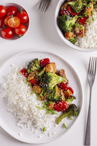 Teriyaki chicken with rice and vegetables