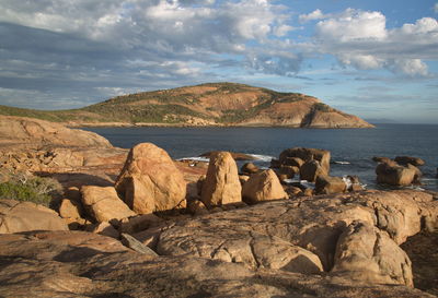 Landscape view of costal bay and cliffs in outback, esperance, western australia