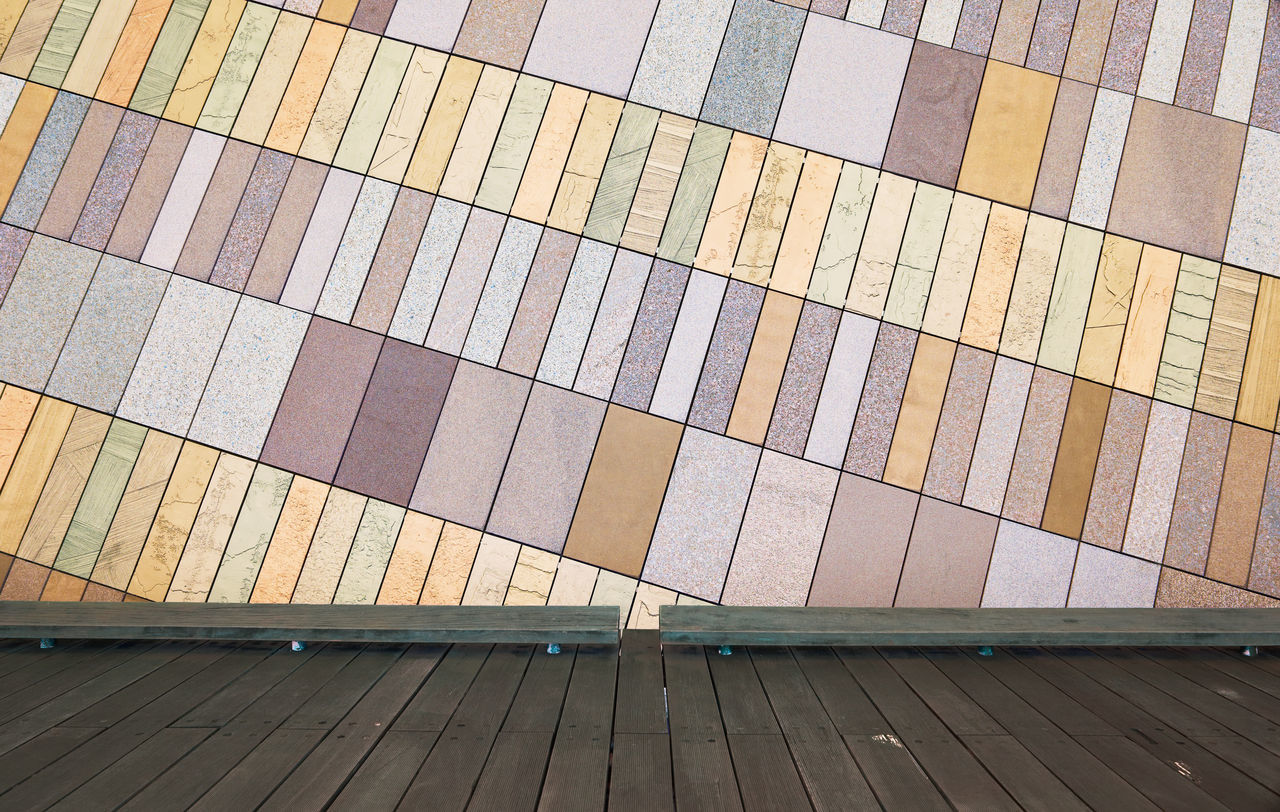 floor, wood, architecture, flooring, pattern, line, built structure, no people, facade, wall, building exterior, day, backgrounds, hardwood, building, full frame, outdoors, window covering, tile, daylighting, wall - building feature, nature, transportation