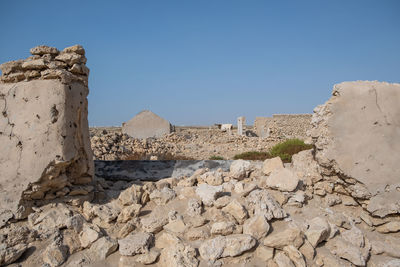 An abandoned fishing village located in al jumail, ruwais north of doha, qatar.