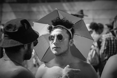 Portrait of young man wearing sunglasses