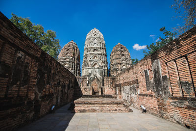 View of old ruin building against sky