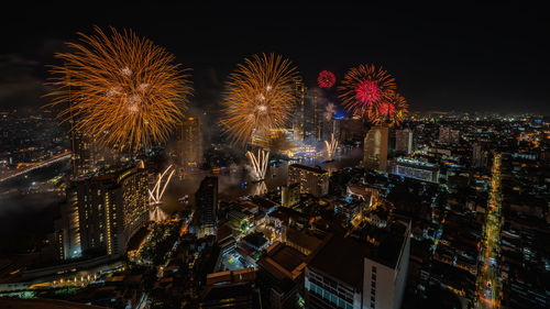 Bangkok coundown new year fireworks 2022