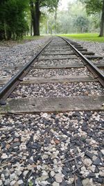 Surface level of railroad tracks