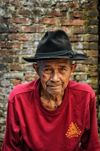 Portrait of man wearing hat