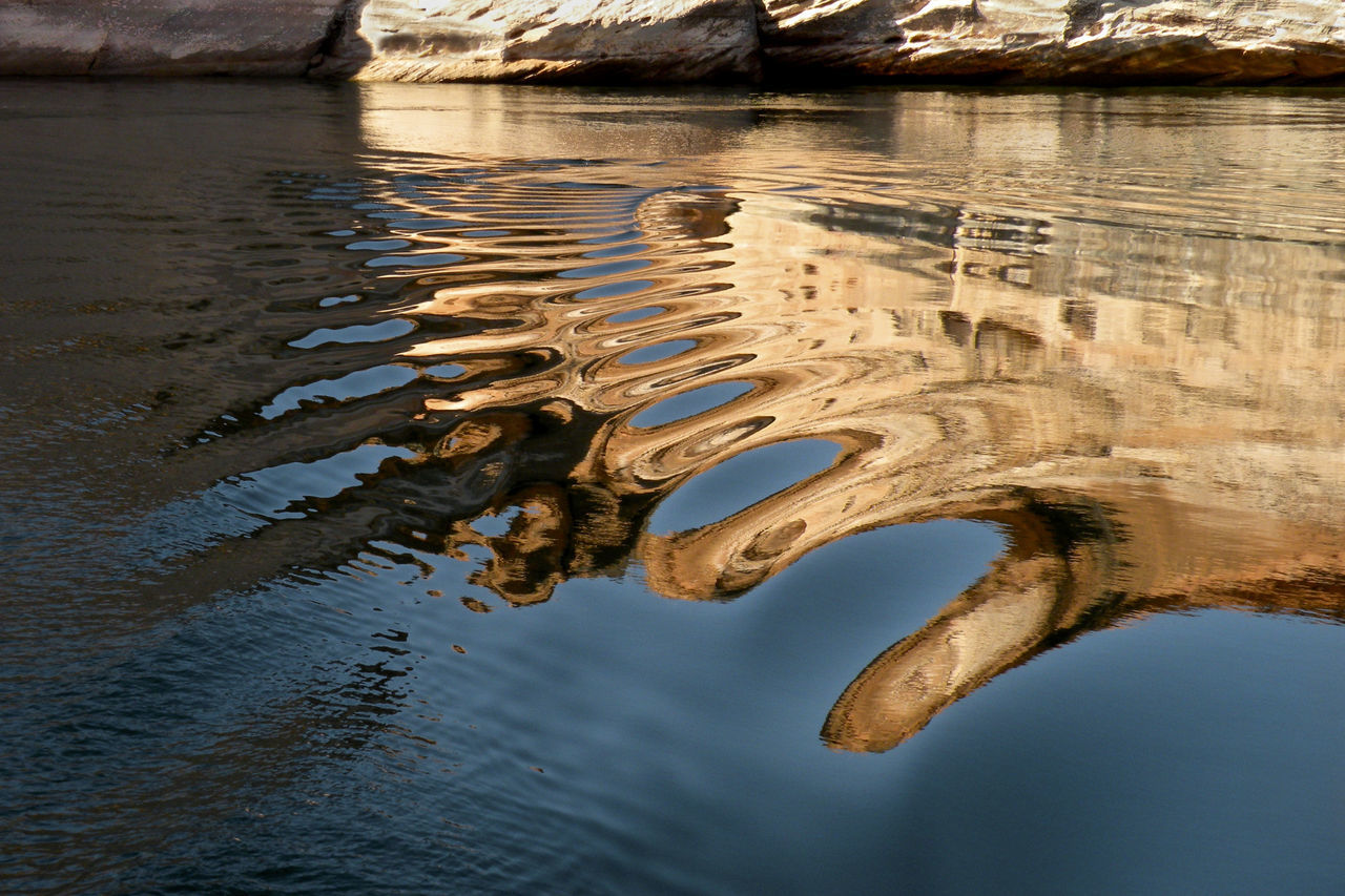 Reflections of a wake