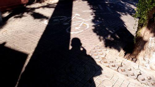 Shadow of man on wall