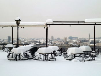 Snowy morning after the snowyfall in novi sad, serbia - view from petrovaradin fortress