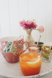Close-up of pink flowers in vase on table