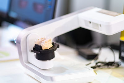 Dentistry 3d printing at a dental clinic