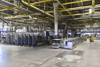 Machines for transport and sorting plant in a printing shop