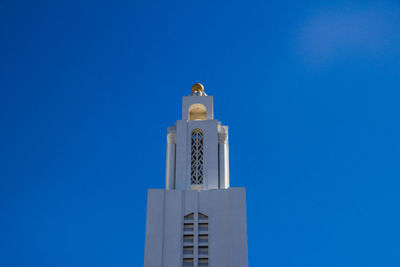Low angle view of church of the sacred heart, casablanca, morocco 