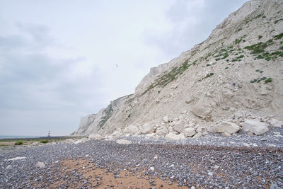 Seven sisters chalk cliffs at low tide near eastbourne, east sussex, united kingdom