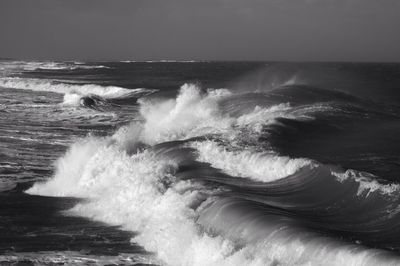 Waves splashing on sea