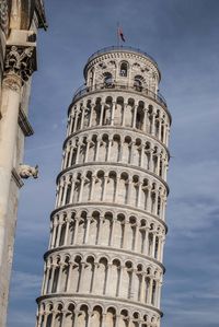 The leaning tower of pisa in italy