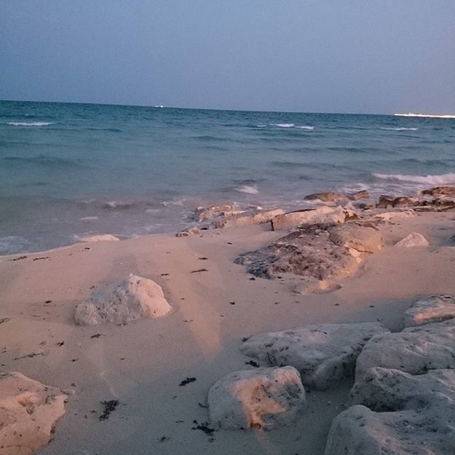 sea, horizon over water, water, beach, shore, scenics, tranquil scene, clear sky, tranquility, beauty in nature, nature, wave, sand, copy space, idyllic, coastline, sky, surf, seascape, remote