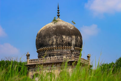 View of temple building against sky