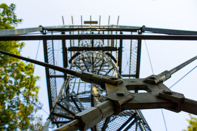 Electrical pylon against sky