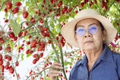 Portrait of woman wearing hat