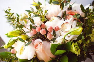 Close-up of white rose bouquet