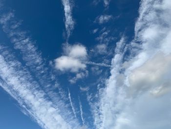 Low angle view of vapor trail in sky