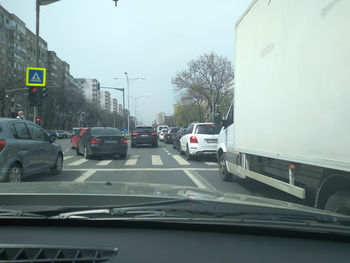 Traffic on road in city