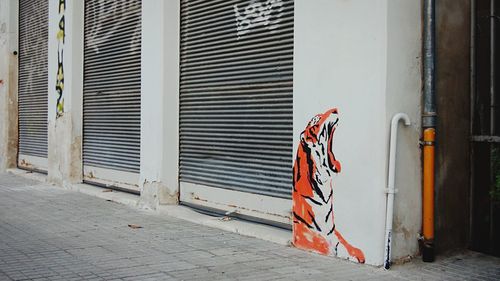 Graffiti on wall