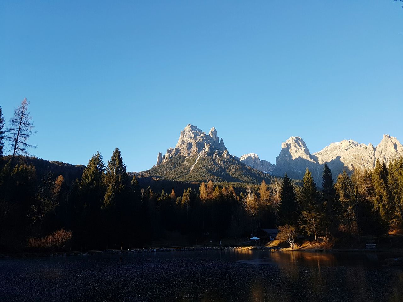 blue, nature, water, clear sky, beauty in nature, no people, tree, tranquil scene, tranquility, scenics, outdoors, mountain, sky, day