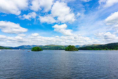 Landscape of lake windermere at lake district national park in united kingdom