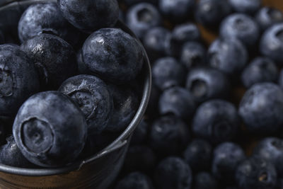 Close-up of grapes in bowl