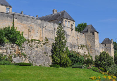 Low angle view of old ruins against clear sky