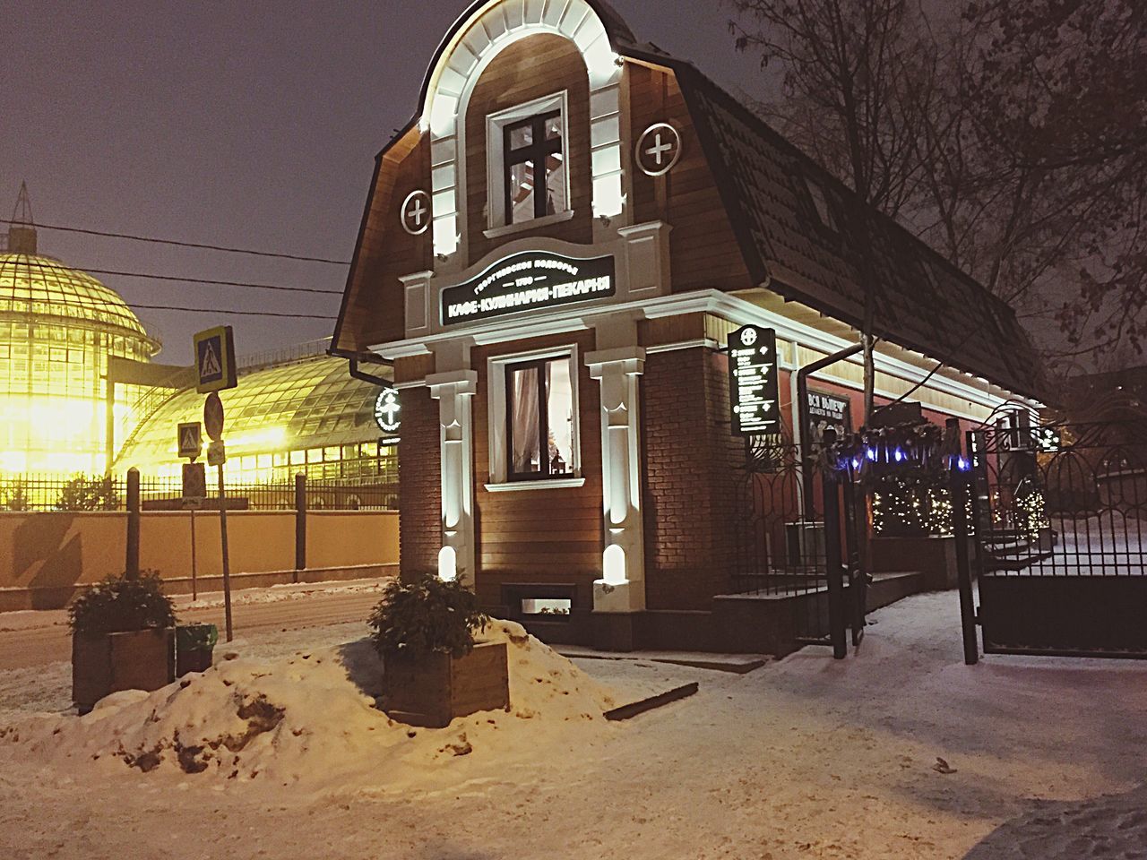 architecture, city, winter, building exterior, no people, snow, built structure, cold temperature, outdoors, sculpture, clock, sky, day