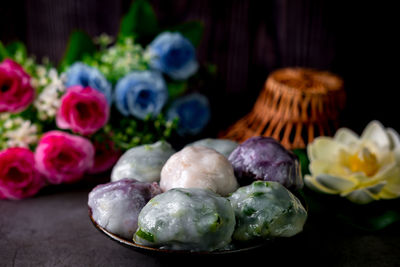 Close-up of fresh white flowers on table