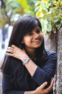 Portrait of a smiling young woman