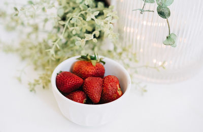 Close-up of strawberries in bowl on table