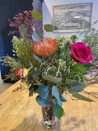 Close-up of rose bouquet on table