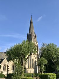 Christ church with saint laurence, brondesbury- nw london 