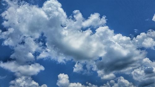Low angle view of cloudy sky