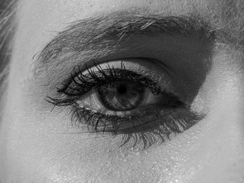 Close-up portrait of woman eye