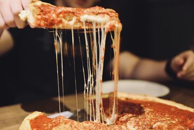 A perfect cheese pull with family and friends 