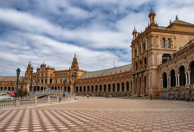 The plaza de espana in the parque de maría luisa, in seville