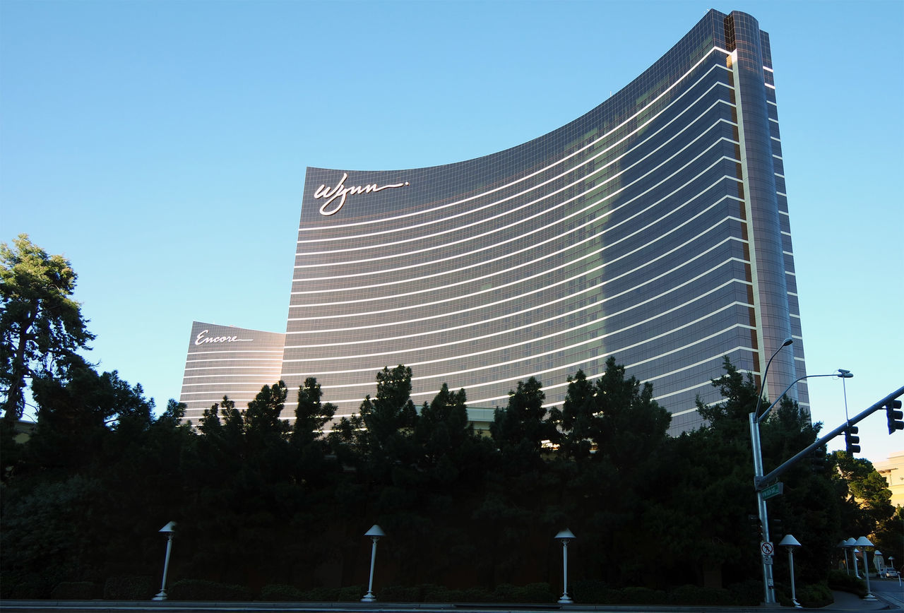 LOW ANGLE VIEW OF BUILDINGS AGAINST SKY