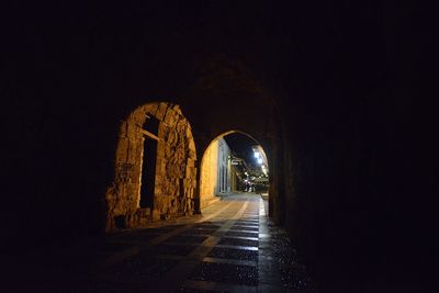 Tunnel in tunnel