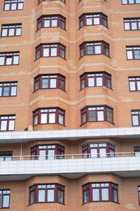 Date hause the game hull 