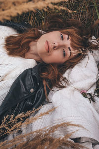 Portrait of a smiling young woman in winter