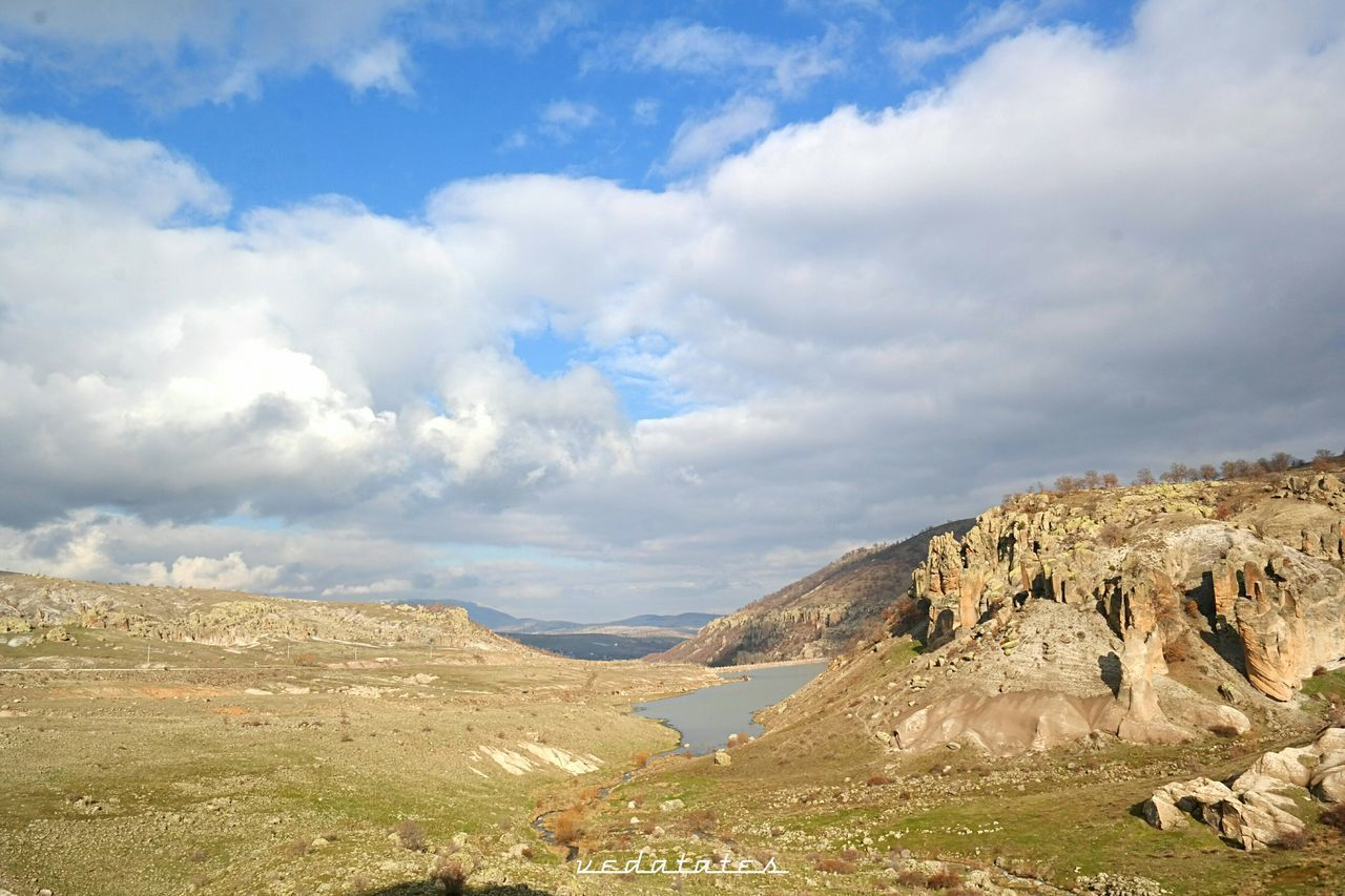 SCENIC VIEW OF MOUNTAIN AGAINST SKY