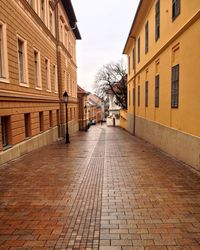 Narrow alley in city